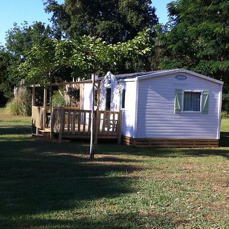 Camping Miami Plage Hotel Poggio Mezzana Екстериор снимка